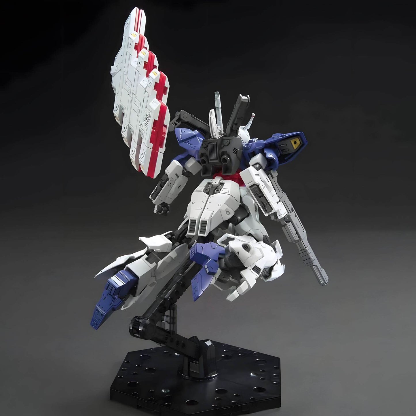 Kit de modelo HGUC 1/144 de Mobile Suit Moon Gundam #215 de Bandai