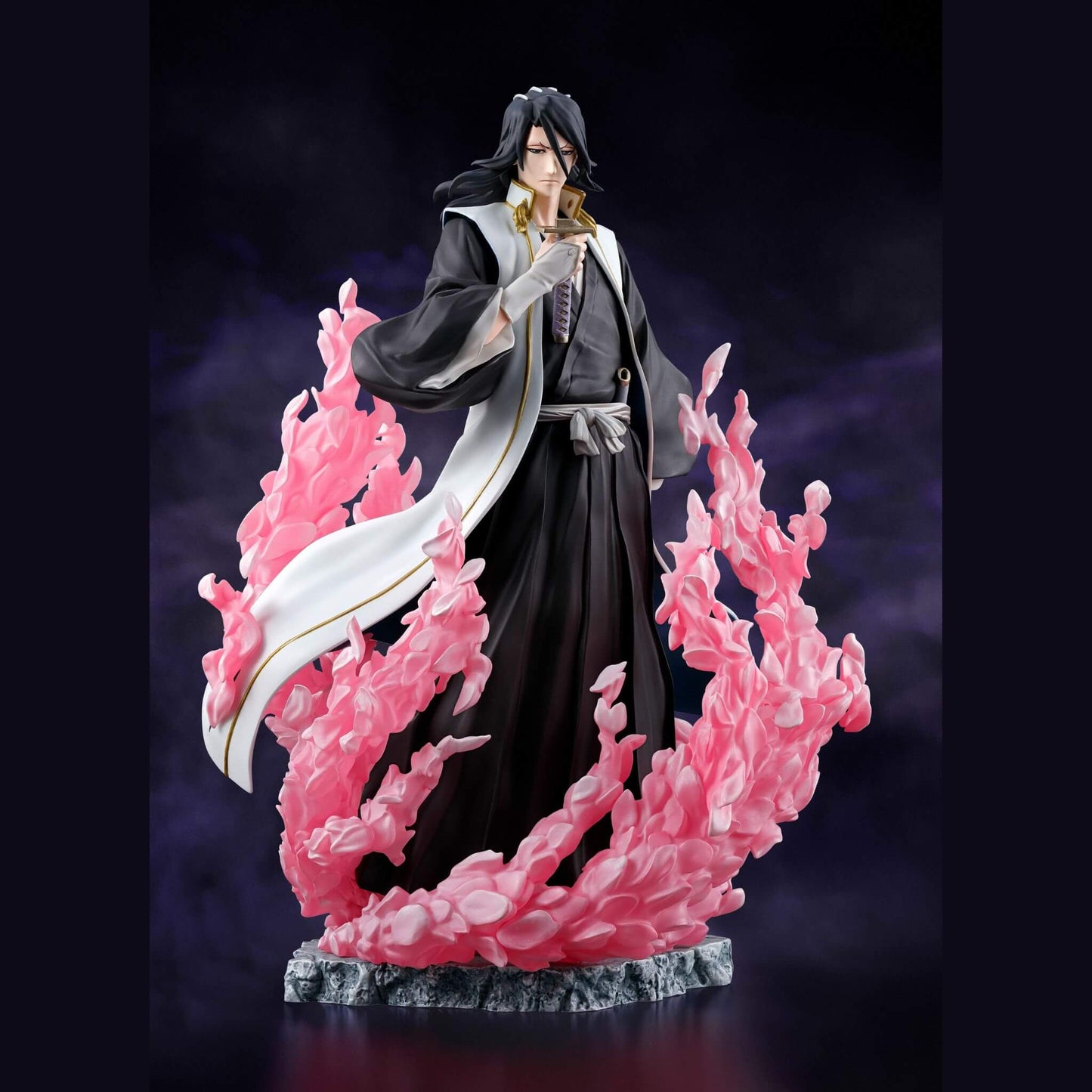 Bleach Thousand Year Blood War Byakuya Kuchiki Bandai FiguartsZERO Statue p9
