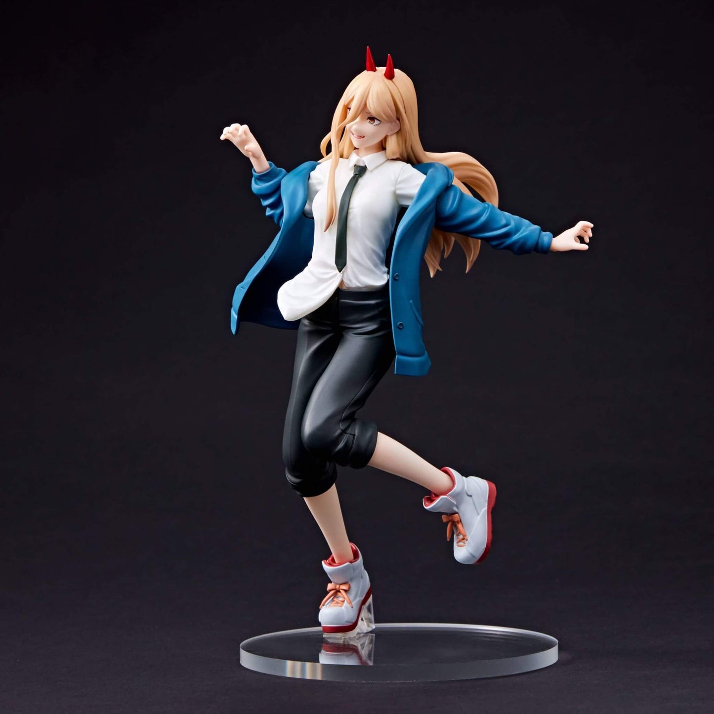 Taito Chainsaw Man Power Figure p1