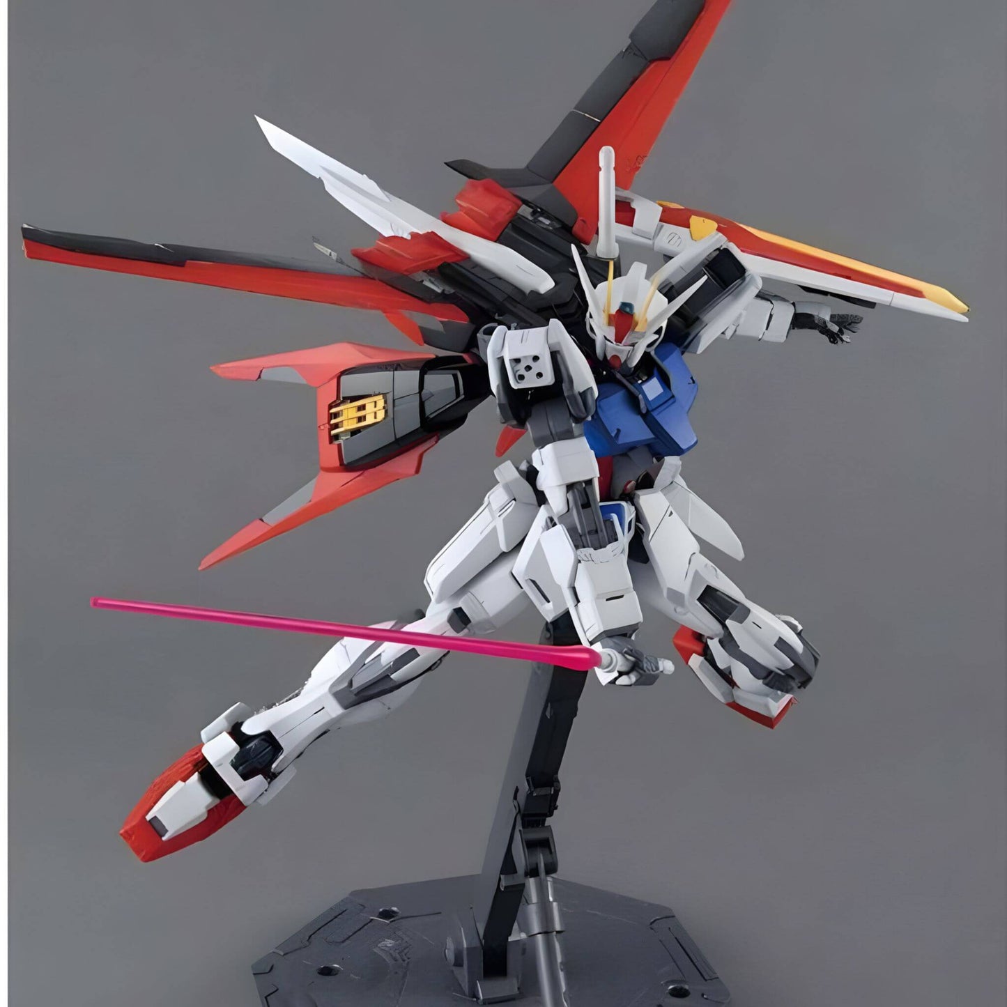 Bandai Gundam Seed Aile Strike Gundam MG Model Kit p5