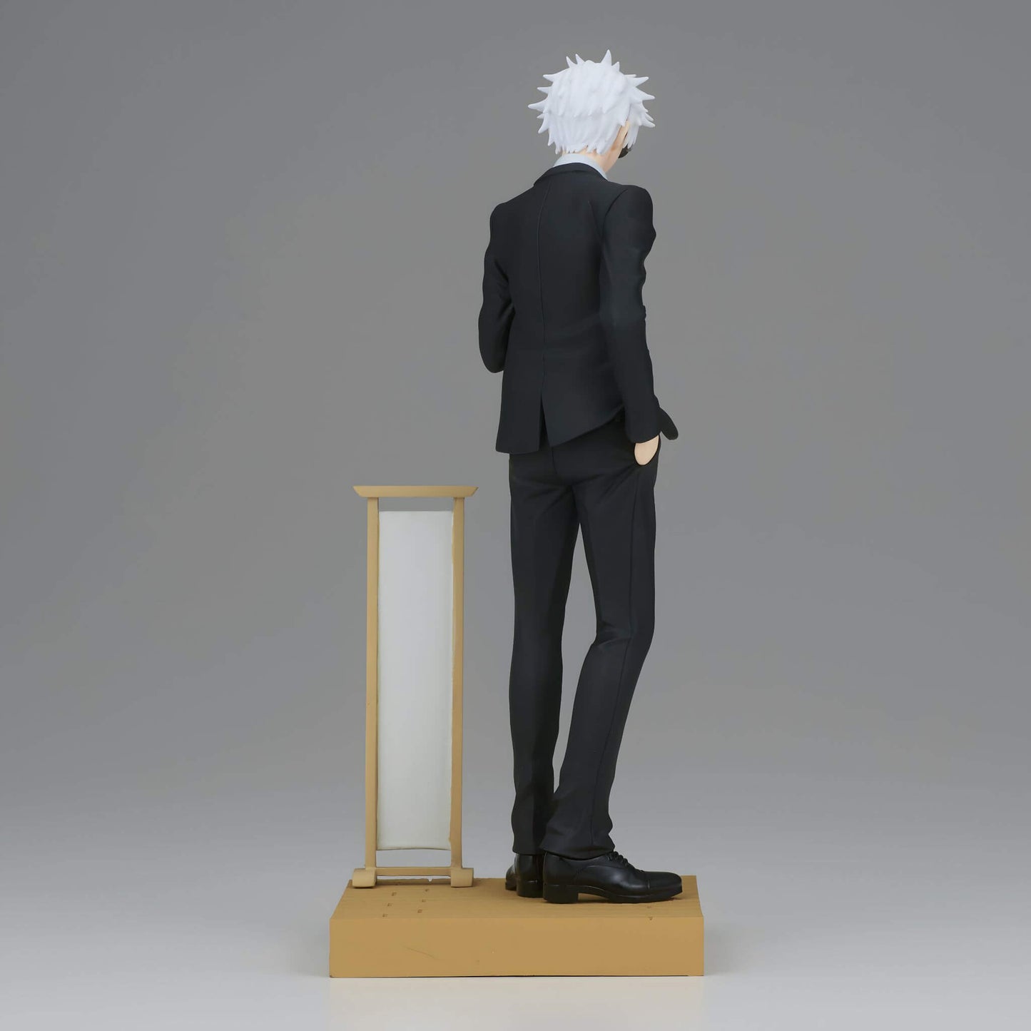 Banpresto Jujutsu Kaisen Diorama Satoru Gojo (Suit Ver.) Statue p3