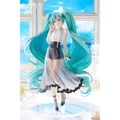 Good Smile Company Hatsune Miku (NT Style Casual Wear Ver.) 1/6 Scale Figure p7