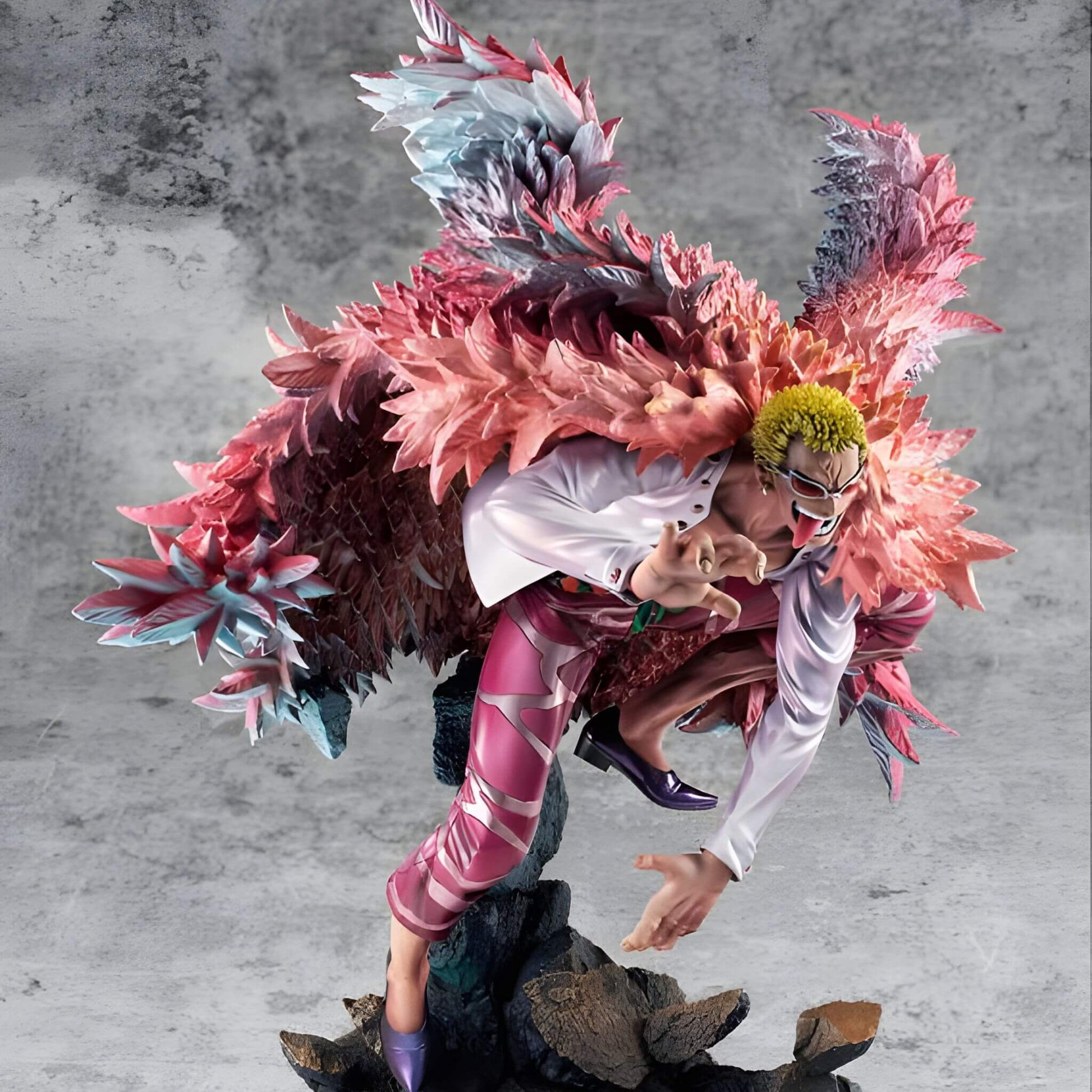 Megahouse One Piece Portrait of Pirates SA-Maximum Heavenly Demon Donquixote Doflamingo figure p8