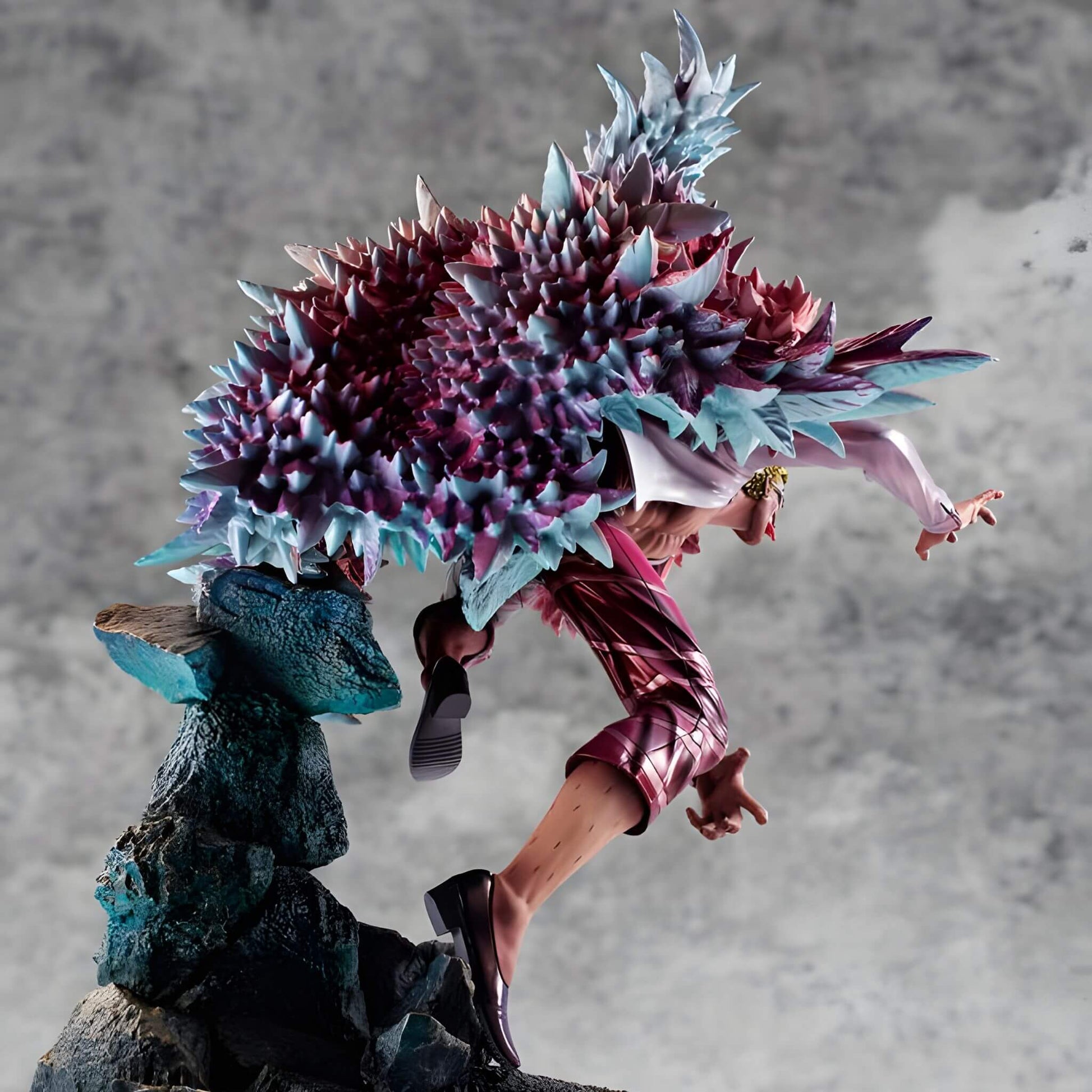 Megahouse One Piece Portrait of Pirates SA-Maximum Heavenly Demon Donquixote Doflamingo figure p9