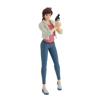 City Hunter anime figure of Kaori Makimura holding a gun on a white background